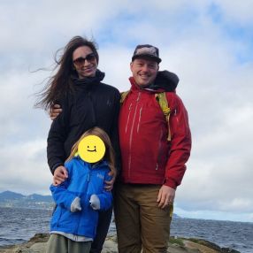 Kelda, Family in Nanaimo