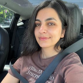 Zara, Babysitter in Richmond
