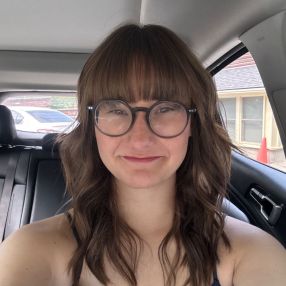 Kahlan, Babysitter à Orillia