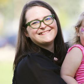Ashely, Famille à Edmonton