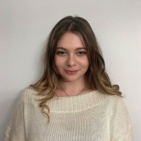 Arina, Babysitter à Markham
