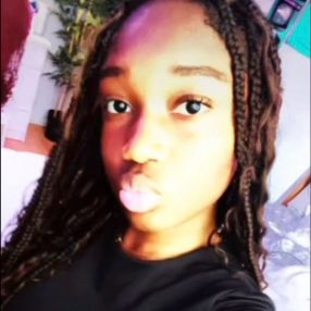 Malika, Babysitter in Châteauguay