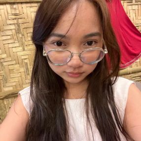 Zyanne, Babysitter à Niagara Falls