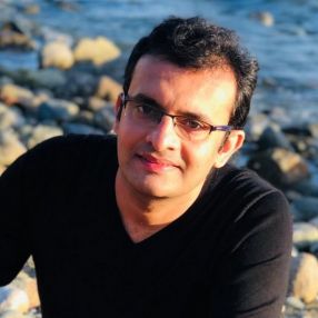 Chirag, Famille à Burnaby