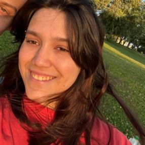 Lea, Babysitter à Montreal