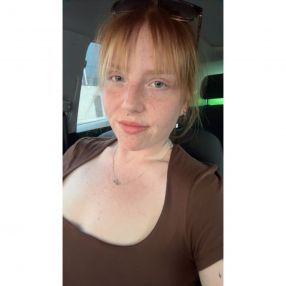 Paige, Babysitter in Renfrew