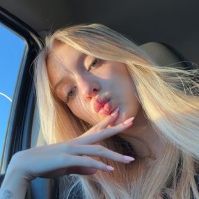 Léa, Babysitter in Blainville
