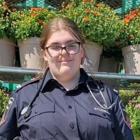 Emma, Babysitter in Sarnia