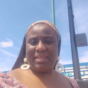 NYNA DIANE, Babysitter in Saguenay