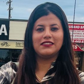 Karamjeet, Babysitter in St. Albert