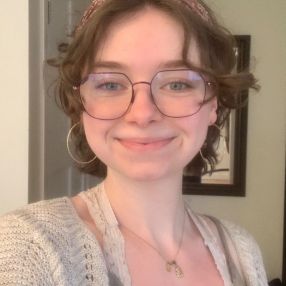 Tyfanie, Babysitter à Sherbrooke