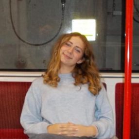 Alice, Babysitter à Toronto