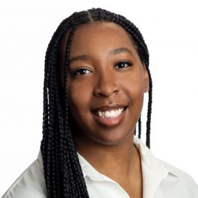 Kiara, Babysitter in Edmonton