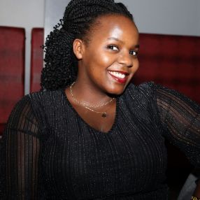 KWAGALAKWE, Babysitter in Ottawa