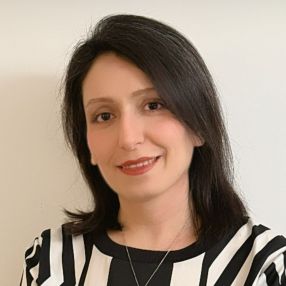 Naghmeh, Babysitter in Saint-Lambert