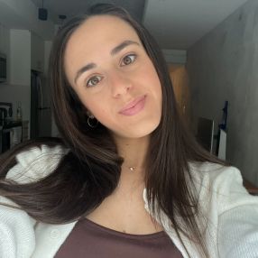 Claire, Babysitter à Embrun
