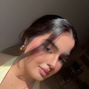 Gurleen, Babysitter in Saint John