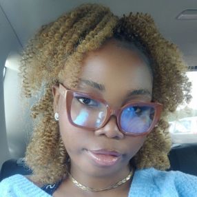 Oluwakanyinsola, Babysitter in Winnipeg