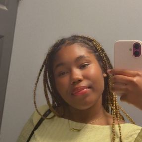 Emmanuella, Babysitter in Montreal