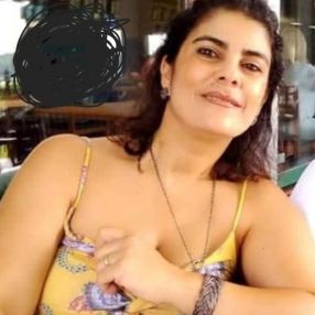Nawal, Babysitter à Laval