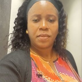 Toluwalola, Babysitter à Niagara Falls