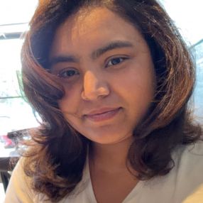 Shivani, Babysitter à Oshawa
