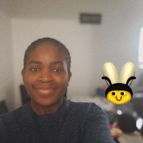 Larry, Babysitter à Longueuil