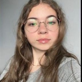 Layla, Babysitter à Sainte-Anne-de-Bellevue