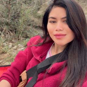 Dinia, Babysitter in Calgary