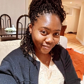Busayo, Babysitter à Windsor