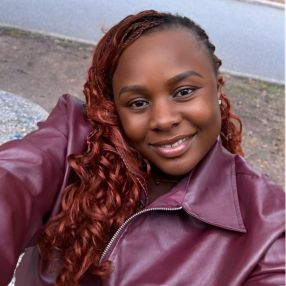 Olabisi, Babysitter in Surrey