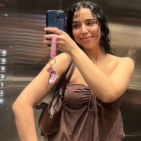 Chay, Babysitter à Longueuil