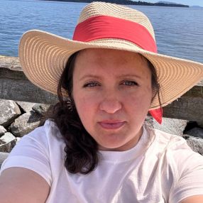 Yuliia, Family in Burnaby
