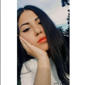Angiie, Babysitter in Chía