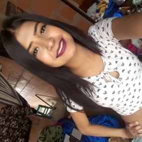 Karen Selene, Babysitter in Soacha