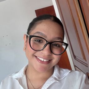 Laura, Niñera en Medellín