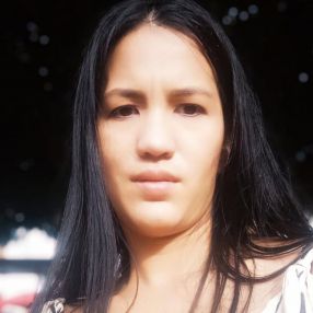 Paola, Niñera en Medellín