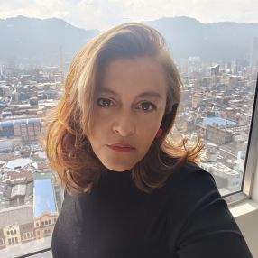 Claudia, Niñera en El Rosal