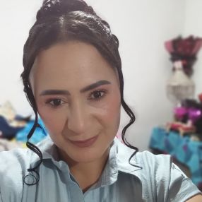 Beronica, Niñera en Bello