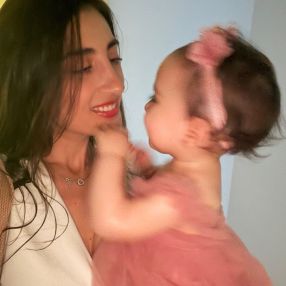 Stefhanía, Familia en Bogotá