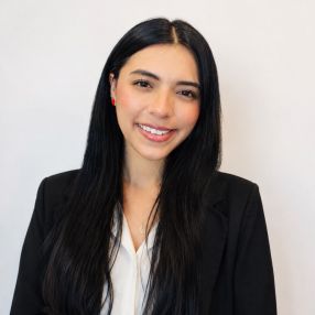 Lauren Nathalia, Niñera en Bogotá