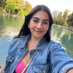 Angelica, Familia en Envigado