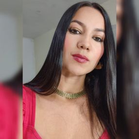DANIELA ESCOBAR, Babysitter in Cali