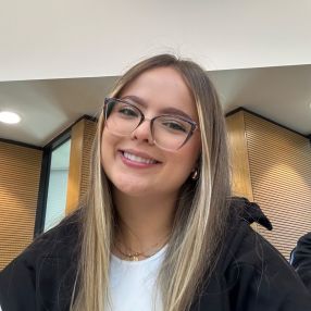Isabella, Niñera en Milan
