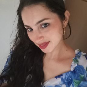 Adriana, Niñera en Neiva