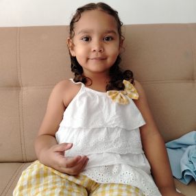 Mayra Alejandra, Familia en La Estrella