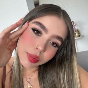 Manuela, Niñera en Manizales