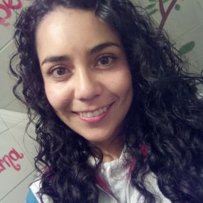 Paola, Niñera en Bogotá