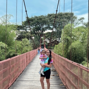 Alejandra, Family in Bogotá