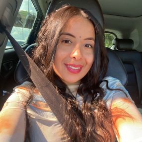 Karen Paola, Niñera en Madrid
